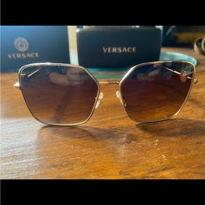 Tortoise Brown Gold Rim Versace sun glasses